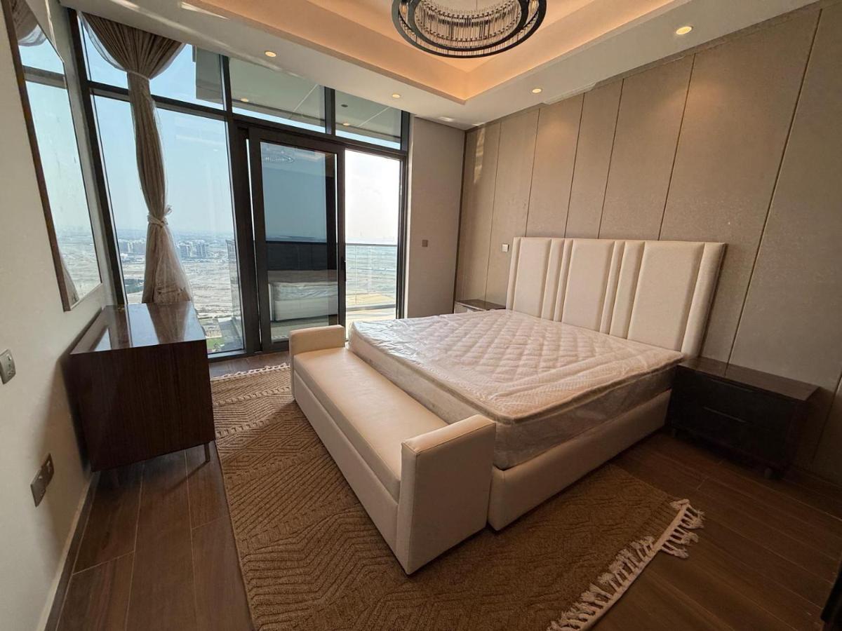 Luxury 2BR - Nobles Tower - Business Bay - 2