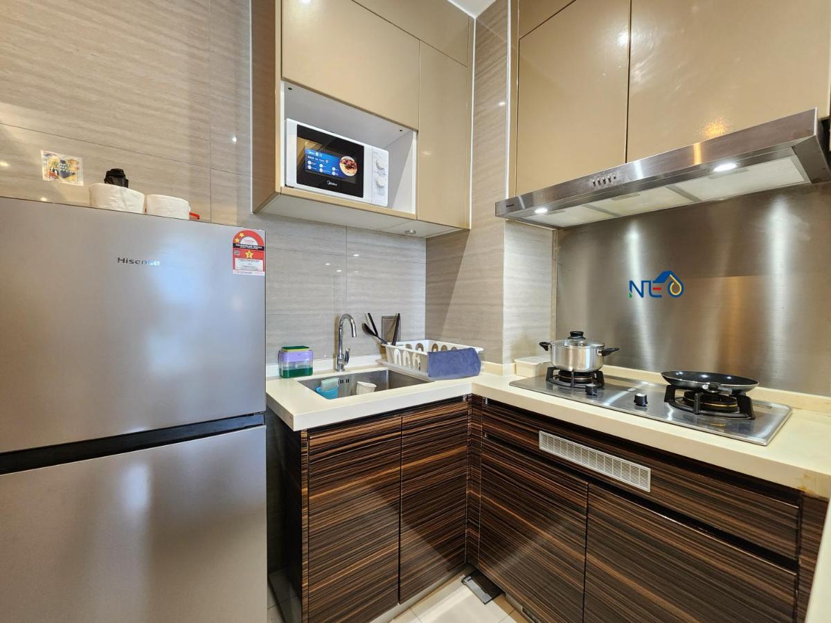 R&F Princess Cove CIQ Premium Sea & City view Suites by NEO - 4