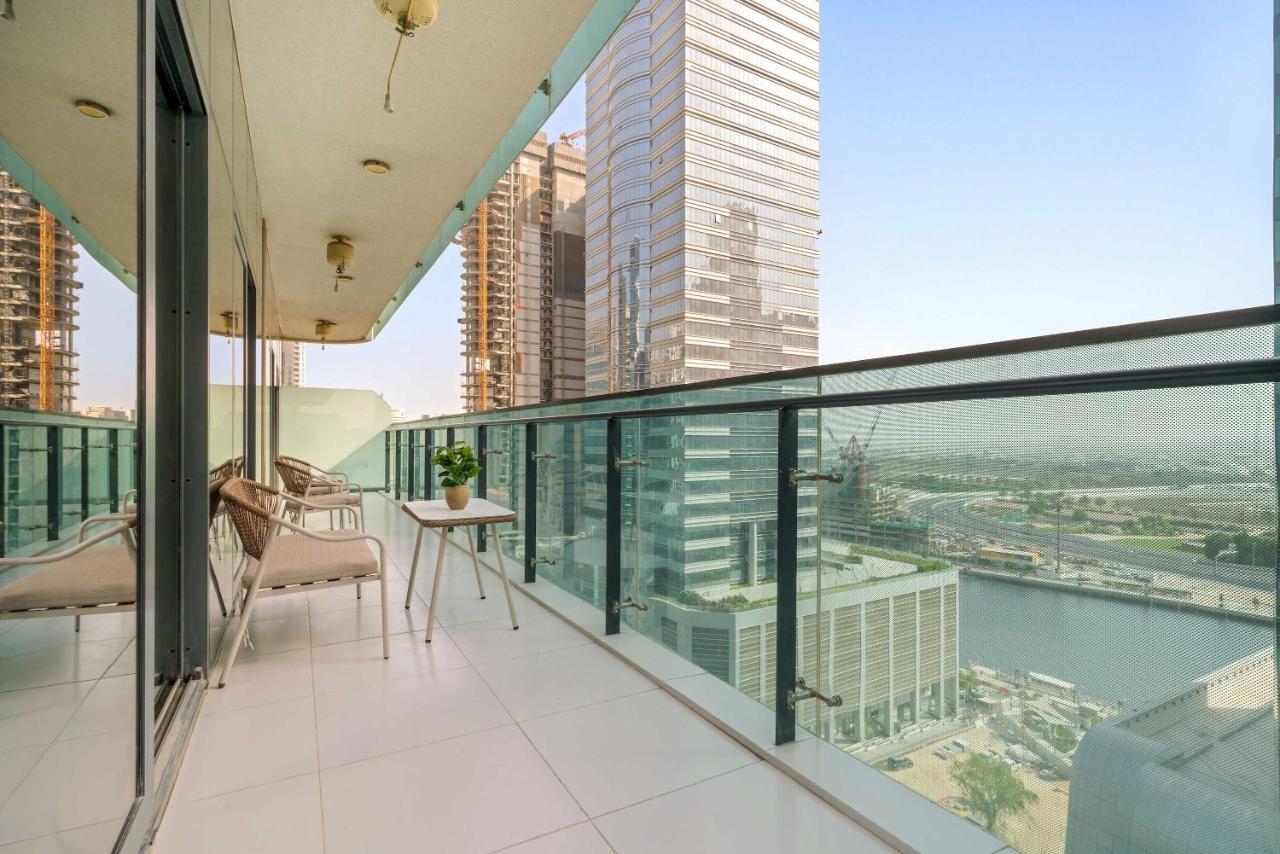 Silkhaus Vacation Homes Modern 2BR in Merano Tower in Business Bay - 2