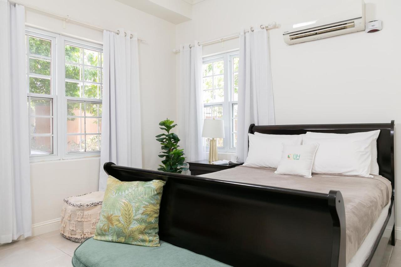 Choose To Be Happy at The Westbury 2-BR Accessible - 2