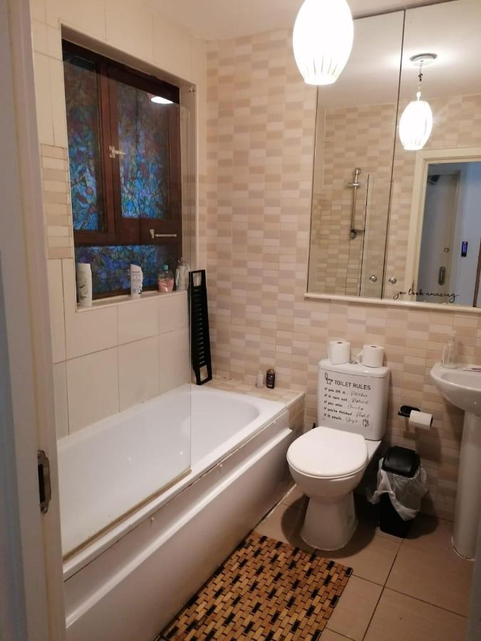 4 Bedroom Private Suite - 3