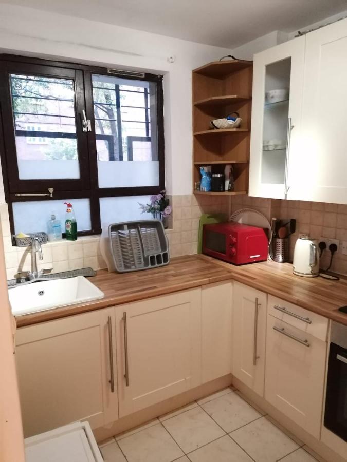 4 Bedroom Private Suite - 4