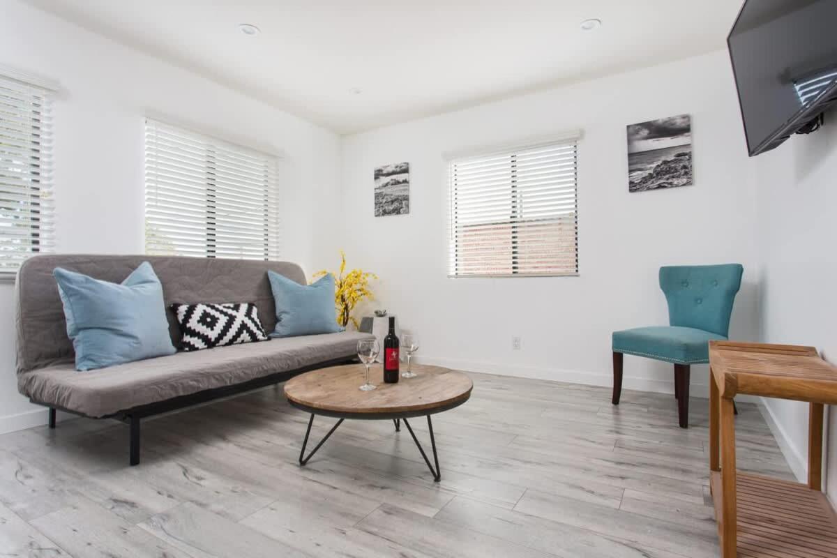 Sunny 1 Bedroom in the Heart of Venice Beach - #3 - 3