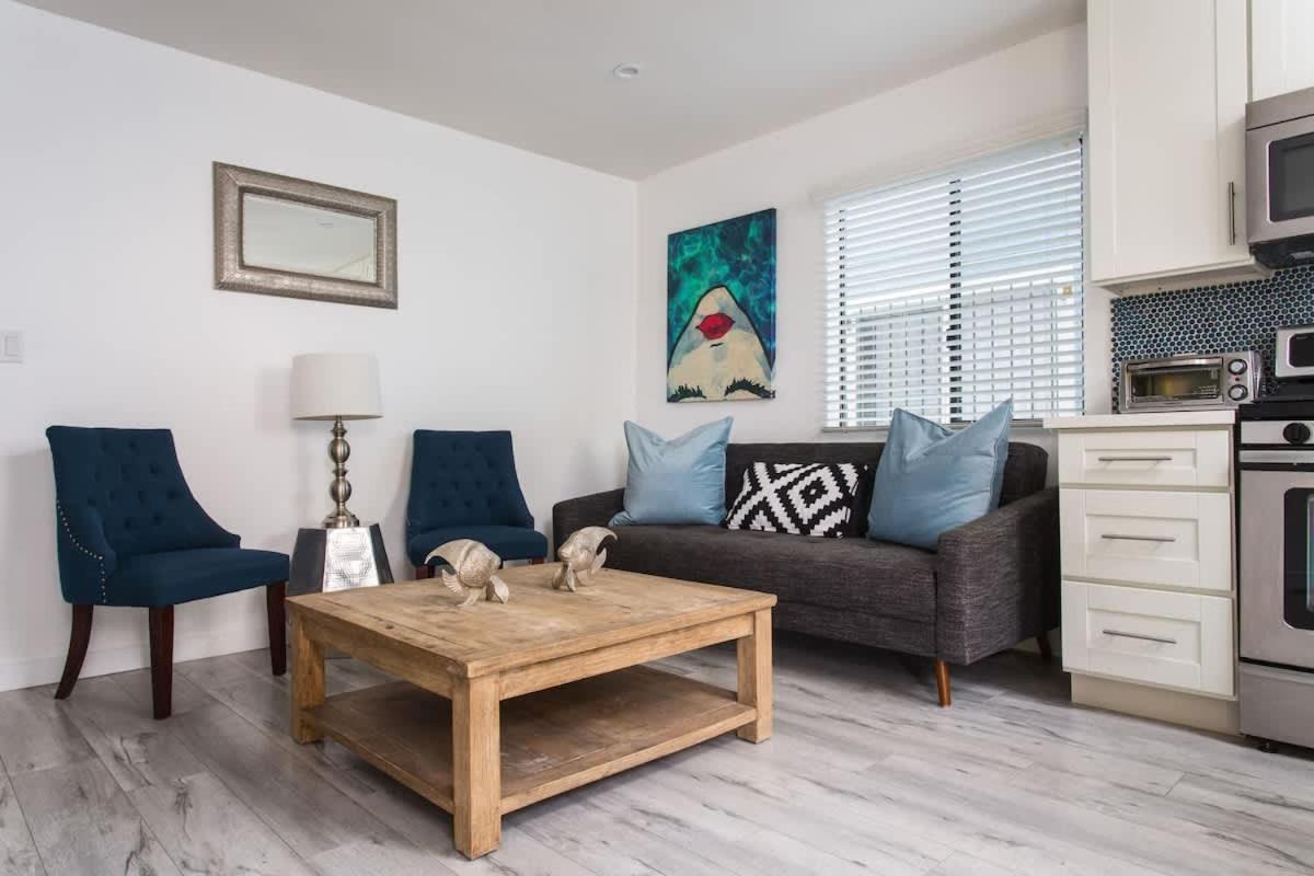 Sunny 1 Bedroom in the Heart of Venice Beach - 2 - 3