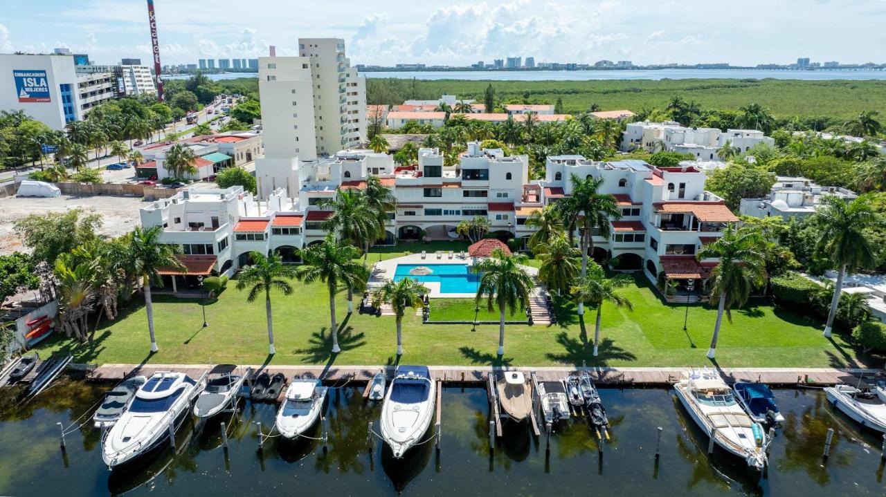 Beautiful Loft by the Lagoon - 2
