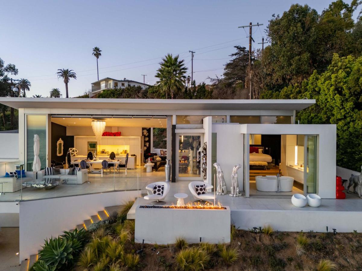 New Listing OceanFront Villa by Colby & Conrad - 4