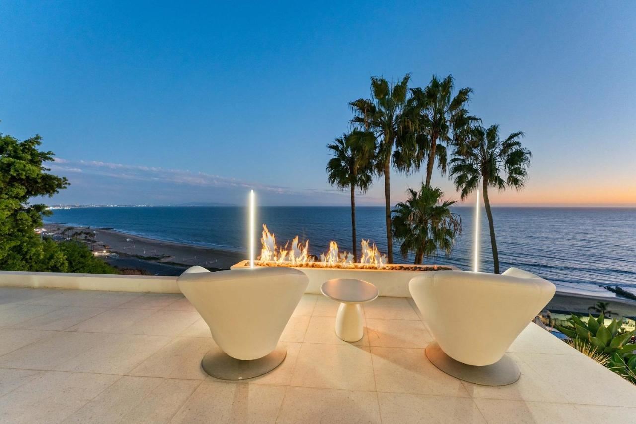 New Listing OceanFront Villa by Colby & Conrad - 3