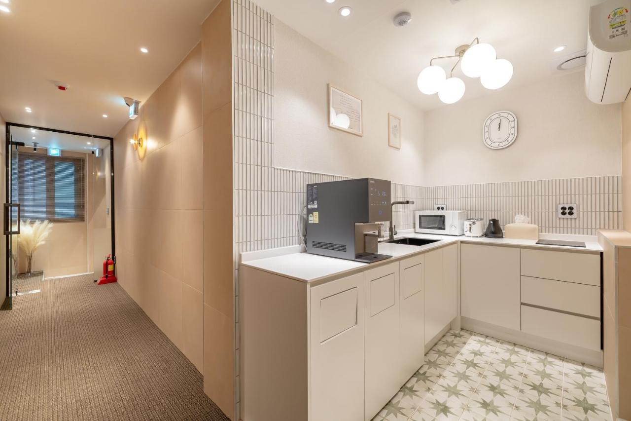 MOREN Seoul Myeongdong - 3