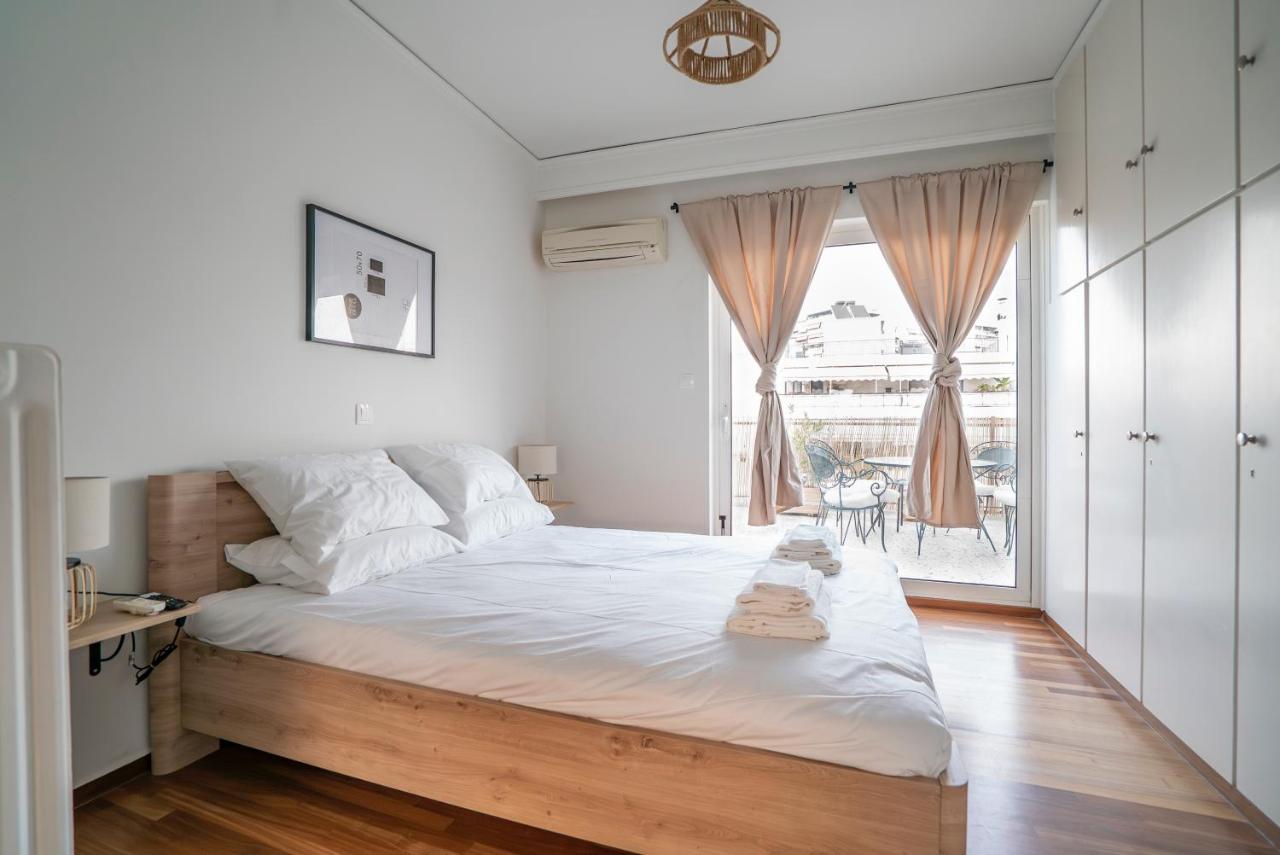 Starlight Penthouse Athens Your Exclusive Rooftop Escape - 2