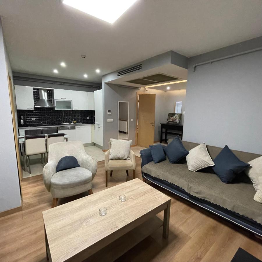 Modern Comfort Steps from Taksim - 3