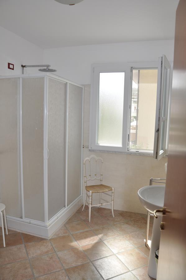 Bed & Breakfast 4U PARCHEGGIO INTERNO - 3