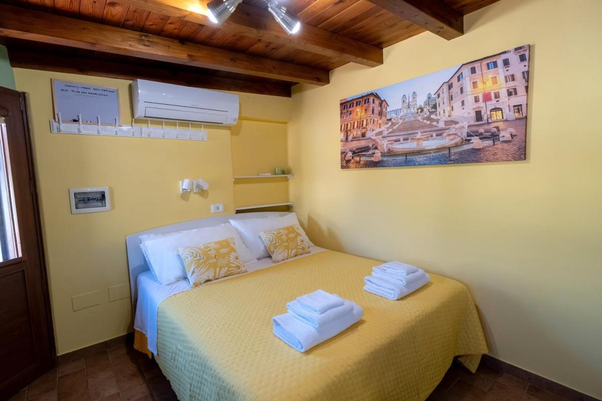 Little house Airport - 2