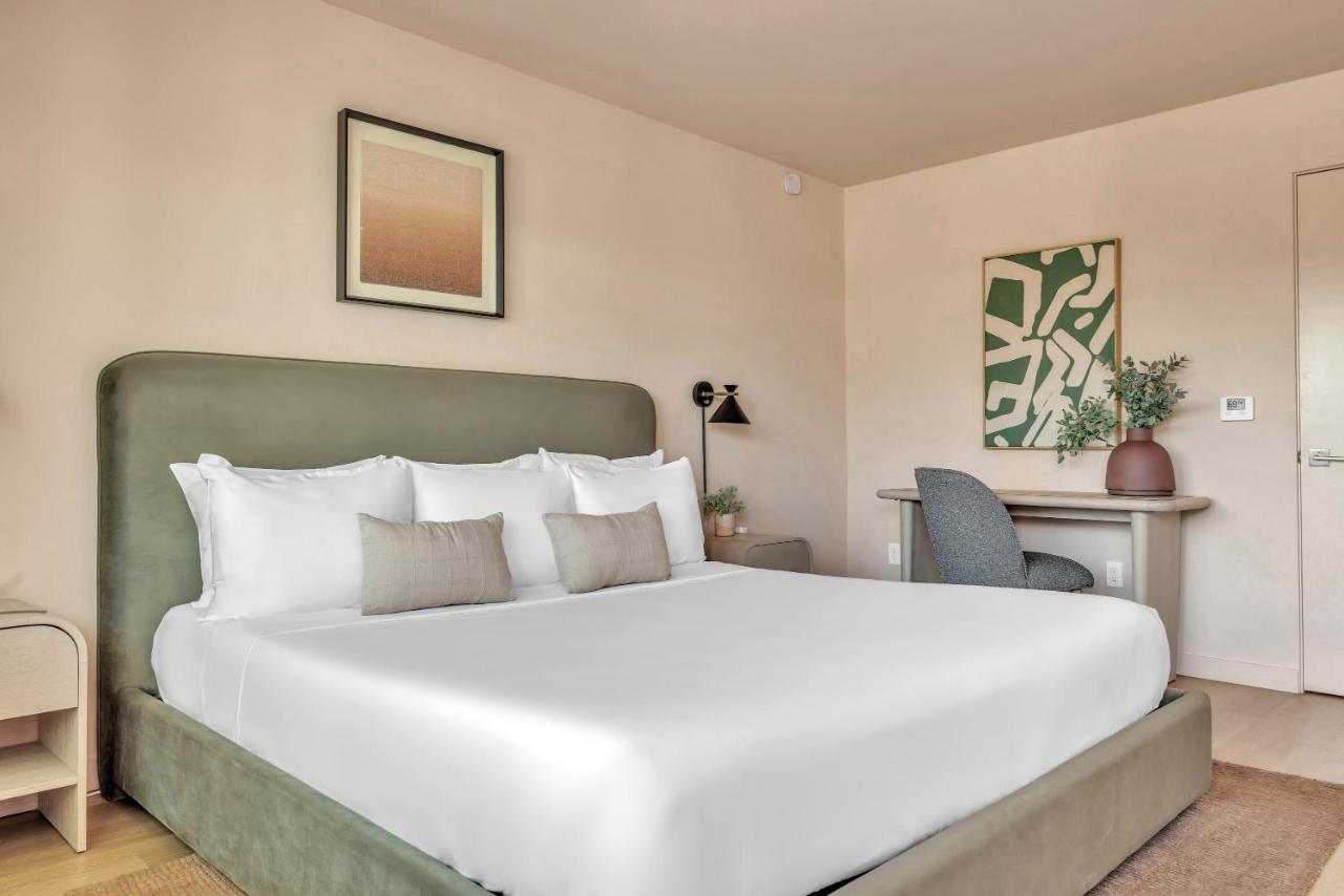 City Center Hotel Long Beach, Sonder — photo 14