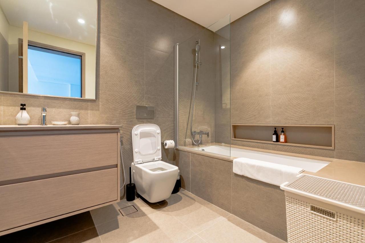 Nasma Luxury stays- Luxury-highfloor-iconic location - 3