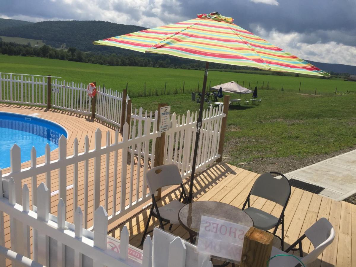 Apple Inn and Suites Cooperstown Area — photo 10