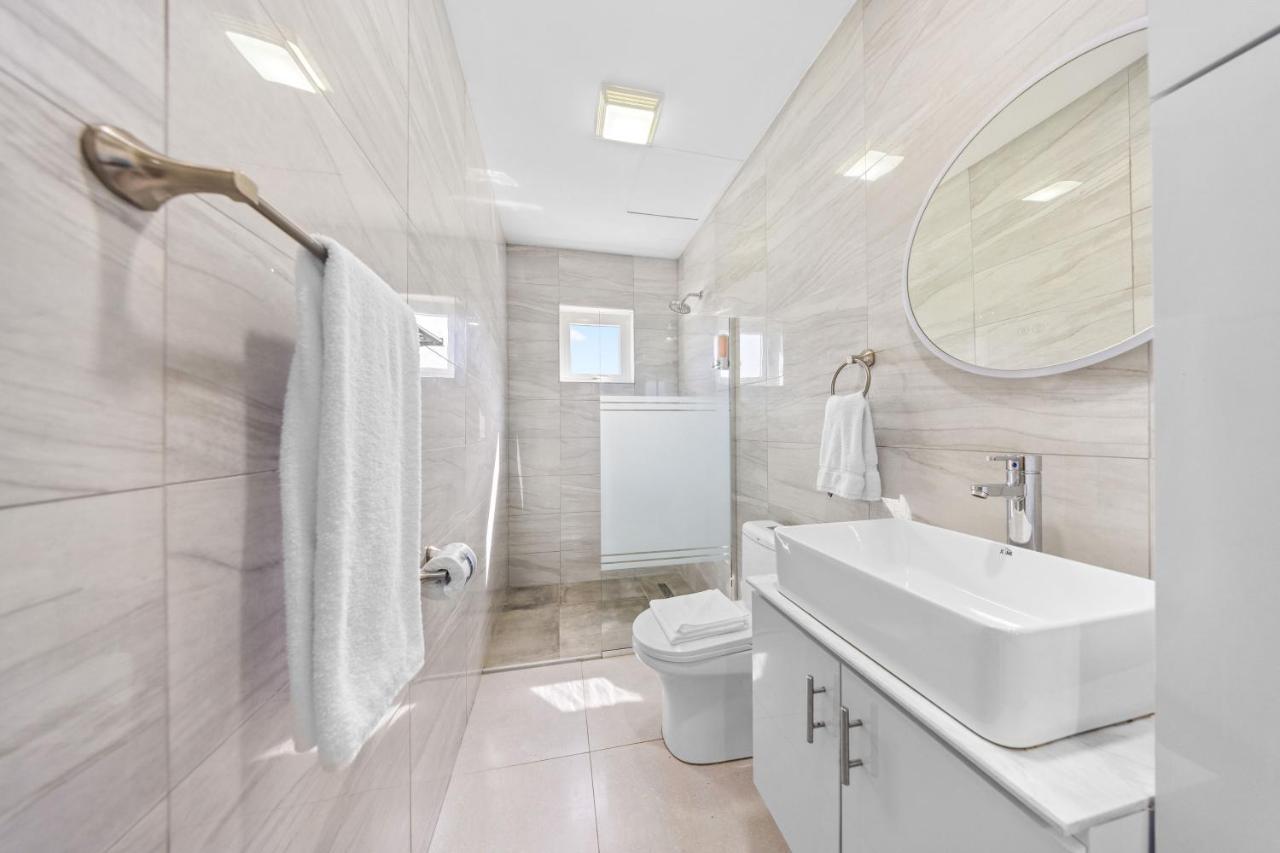 Amazing 2BR SuitePoolPatioBBQ5 min-Palm Beach - 3