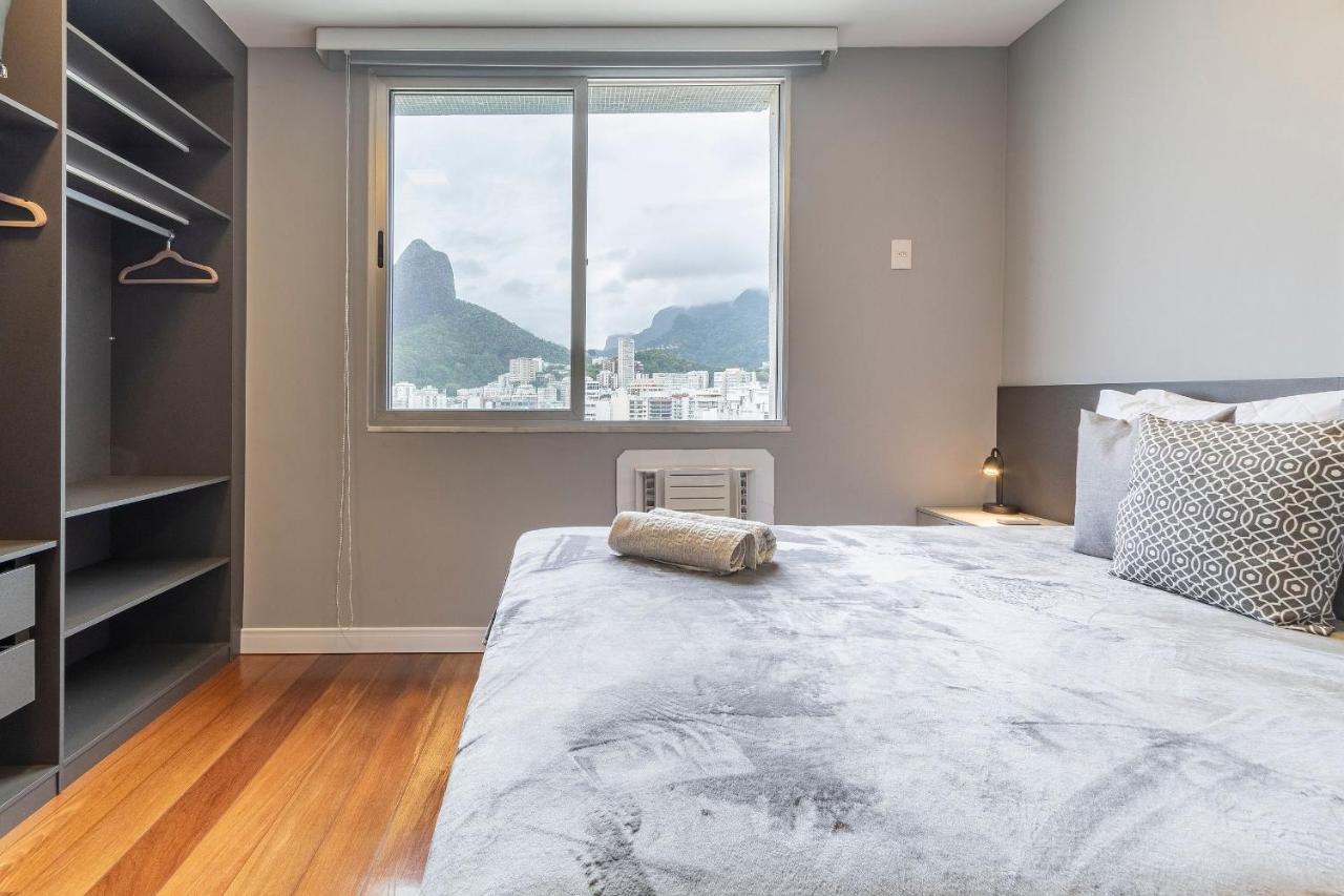 5-min walk to Leblon beach | Comfort and style - 4