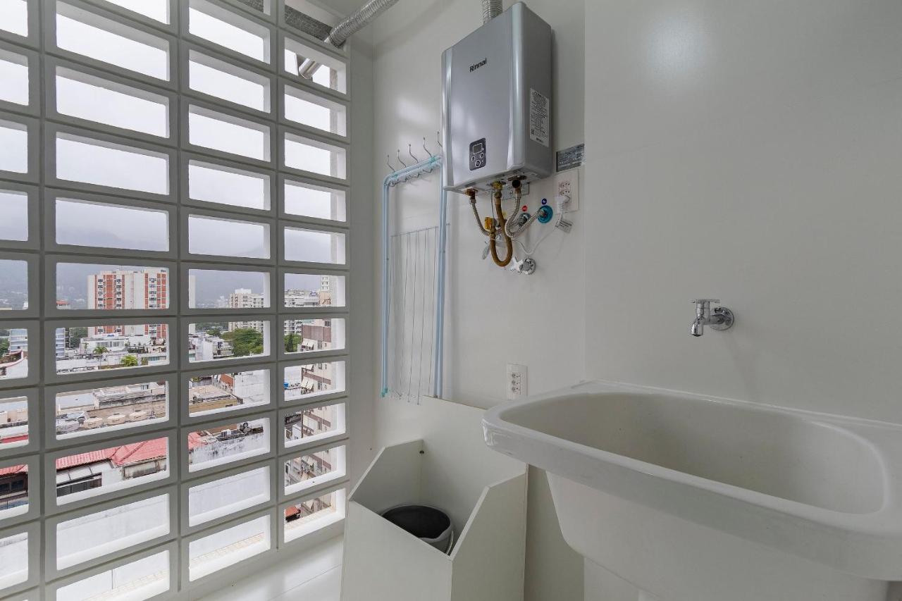 5-min walk to Leblon beach | Comfort and style - 3