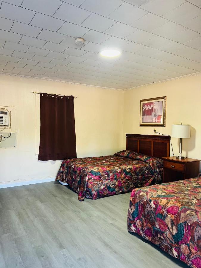 Budget Motel — photo 10