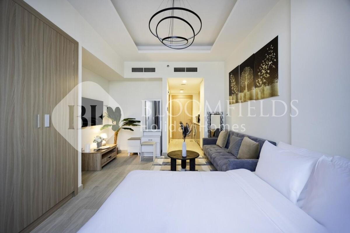 Bloomfields Spacious Stu In Azizi Riviera - 2