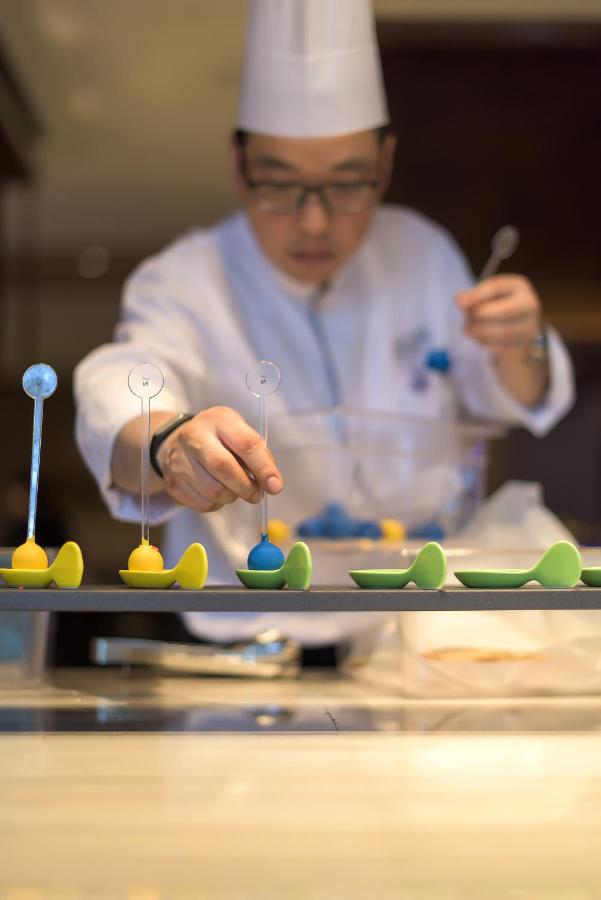 Novotel Shanghai Clover photo