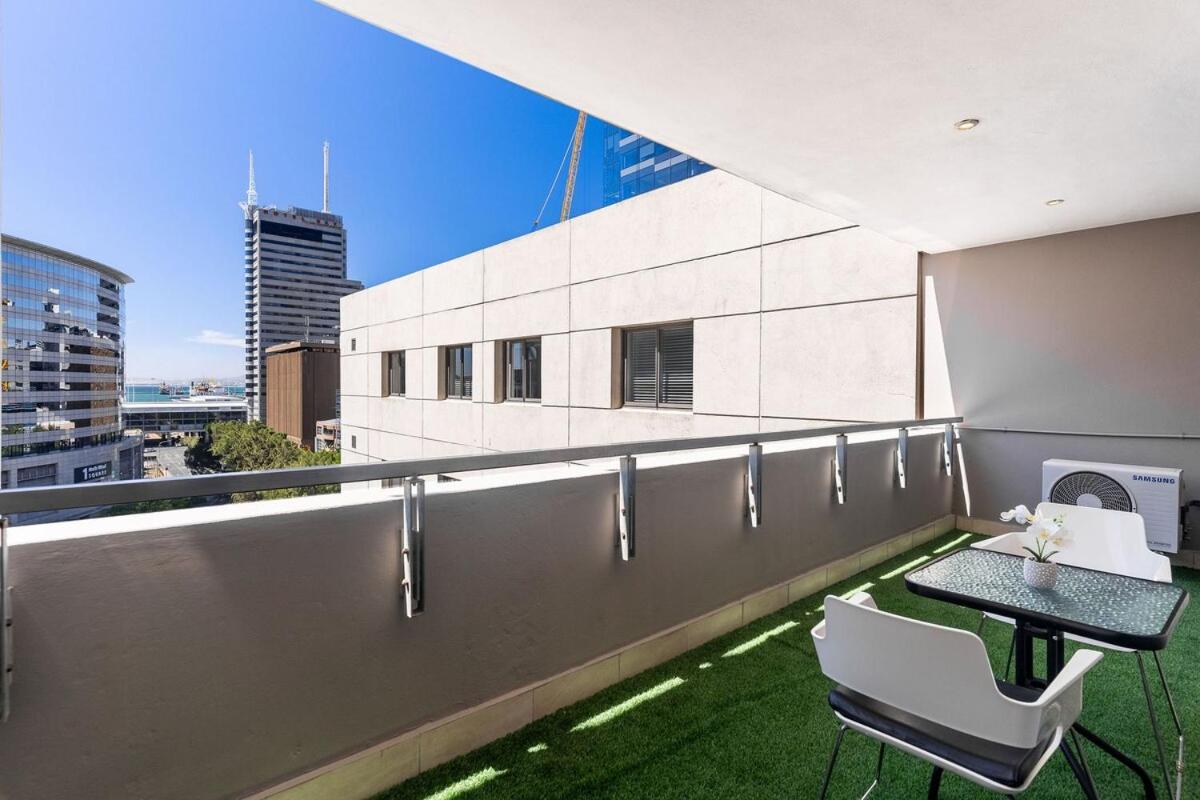 705 Icon Luxury Apartments - 5