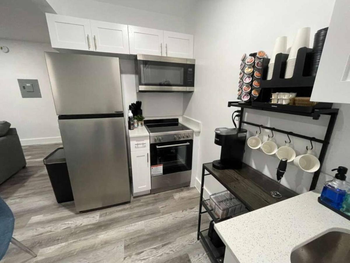 KING OF MIAMI - 2bd Retreat 1 mile from Brickell - 4