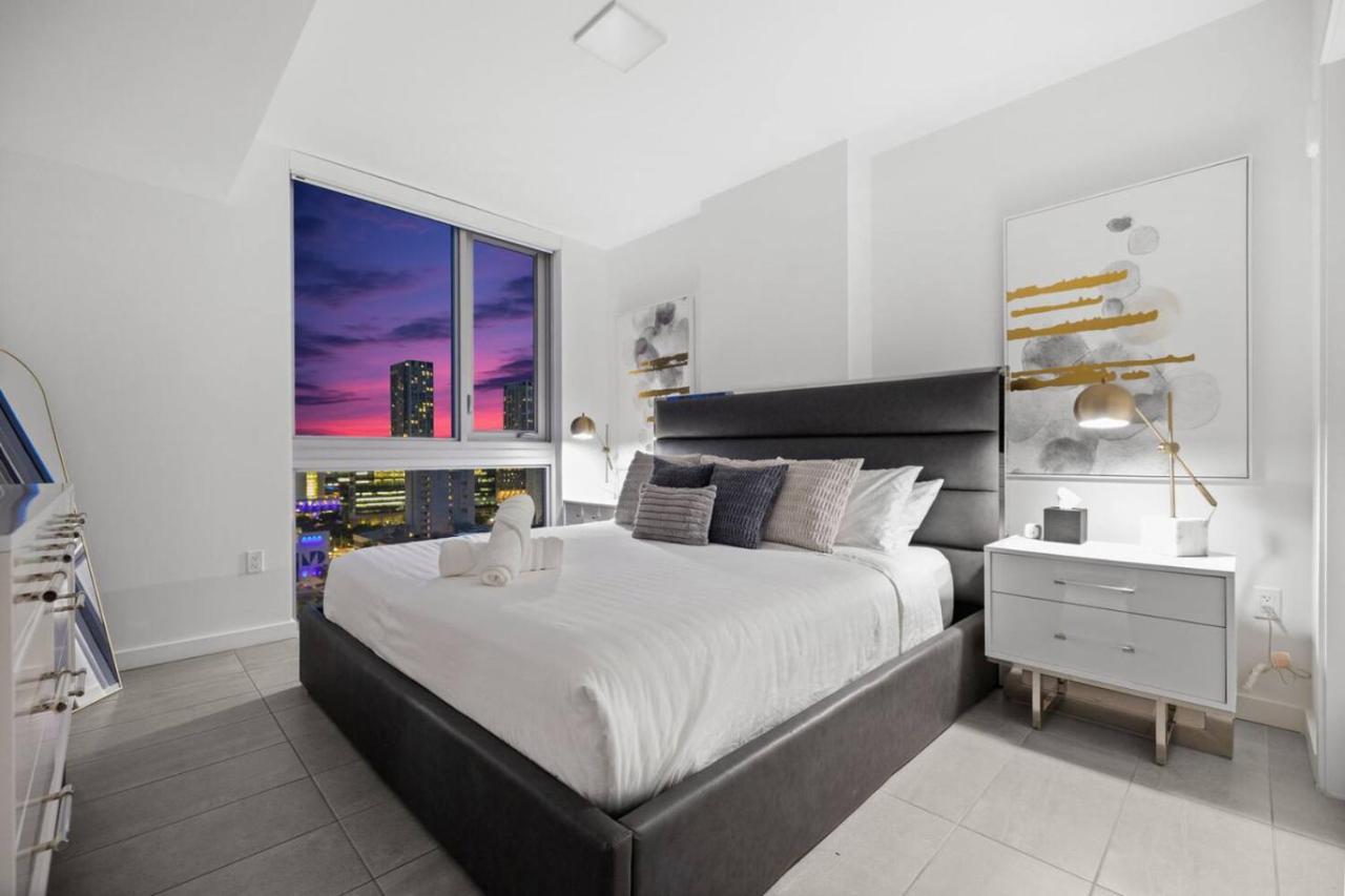 KING OF MIAMI - Downtown Free Parking Pool Gym