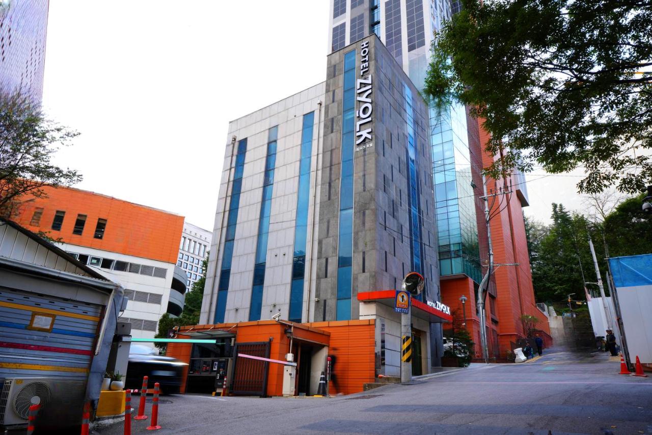 ZIYOLK Seoul Station - 2