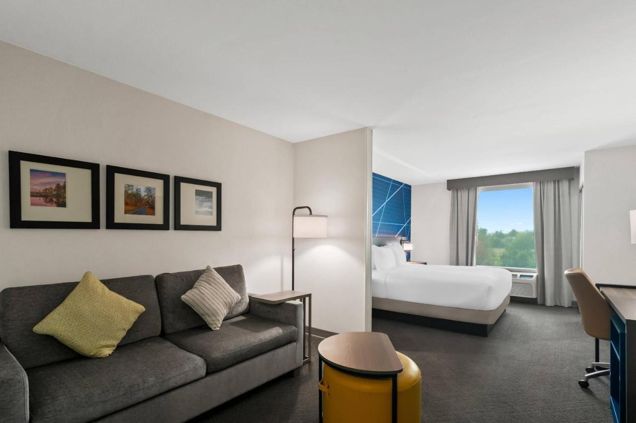 Eco Lodge Inn & Suites By KC Hotels/ Bentonville Rogers — photo 22