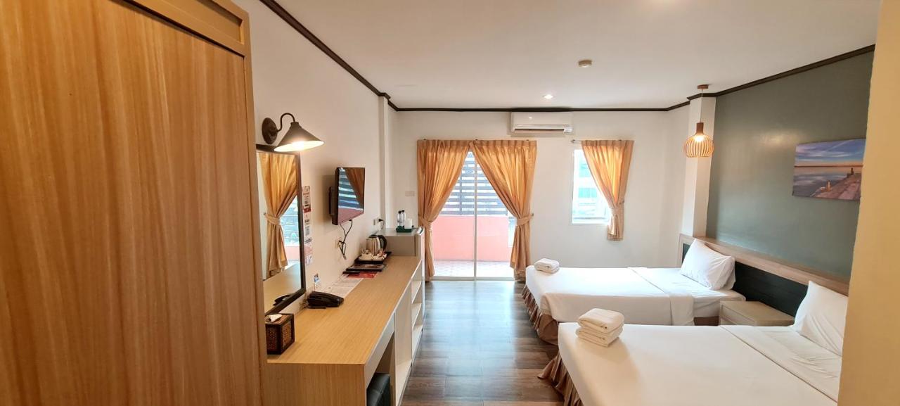 SB Living Place Hotel Phuket Town - 2