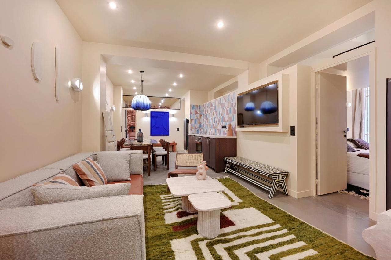 NoChichi-Collections - Hotel de Ville - 2