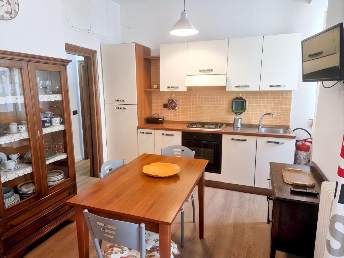 100mt from Rome Termini Bright 2BR Apartment - 4