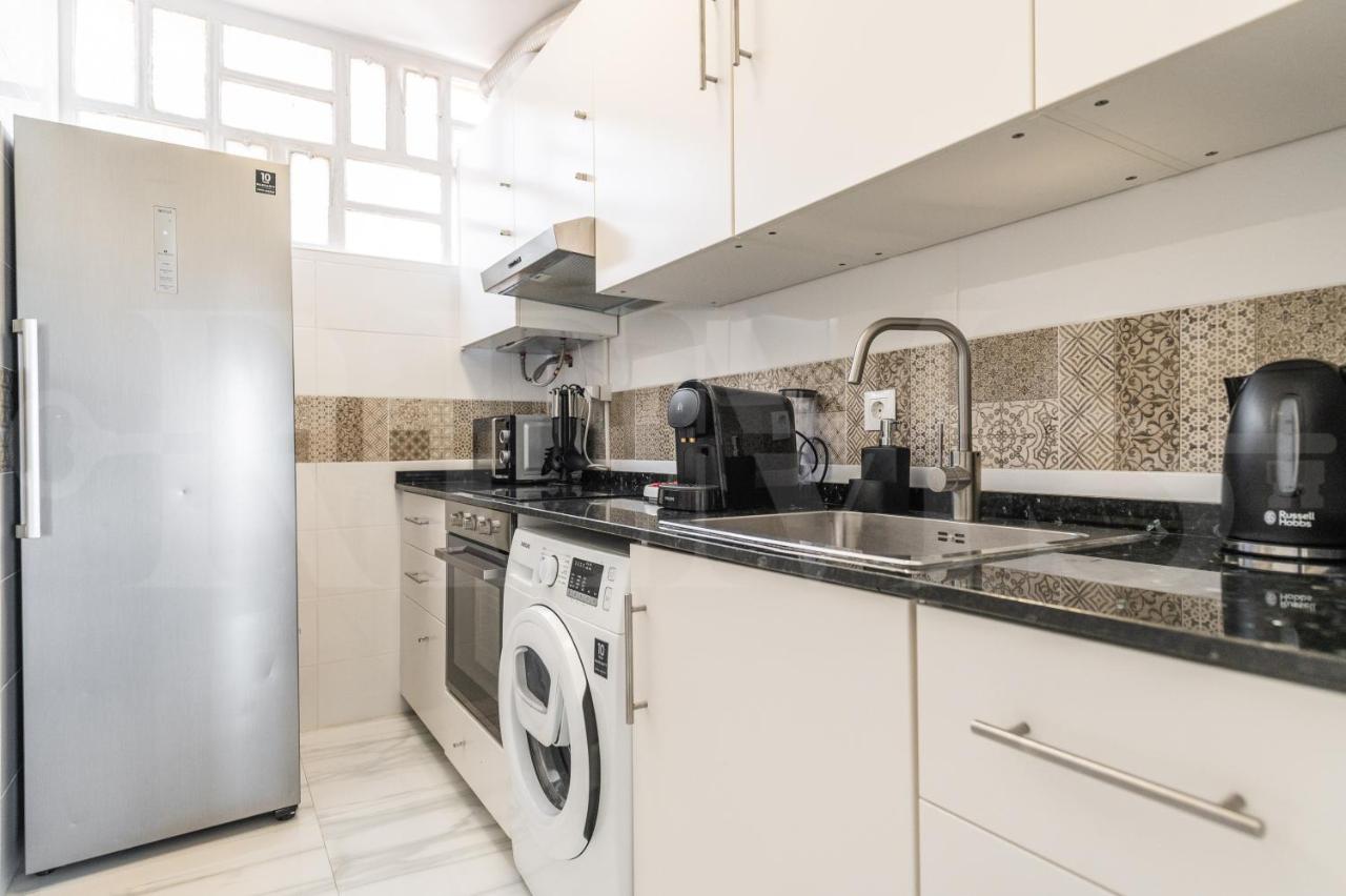 Modern Blue Oasis just 7 minutes from the Sea REMS - 2