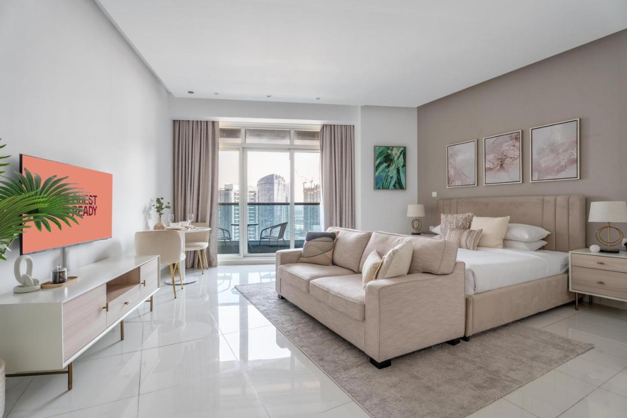 GuestReady - Canal View Studio | Near Dubai Mall - 3
