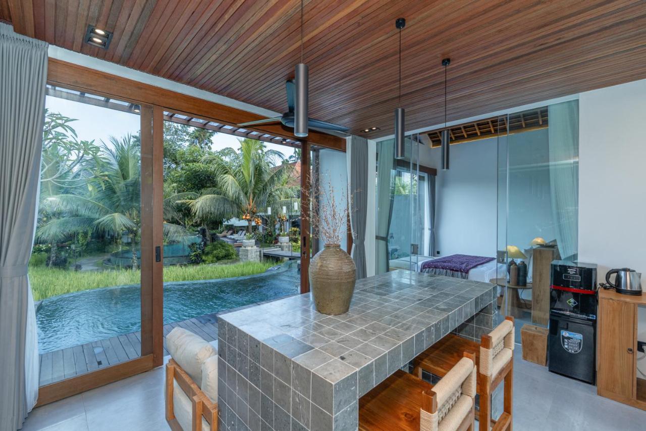 Queen at Gunung Sari - 5