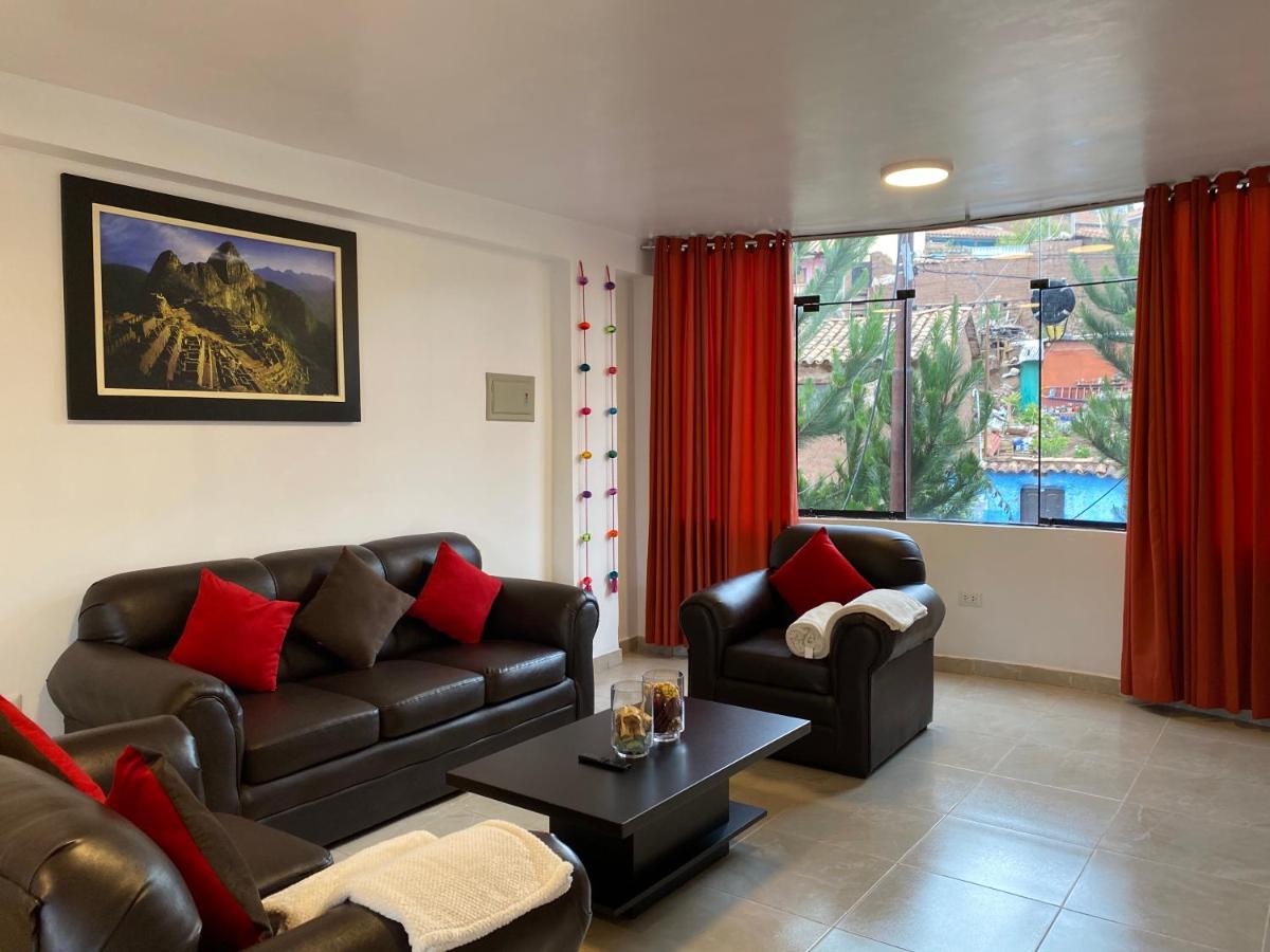 Adriano's Deluxe Apartments 1 - 4