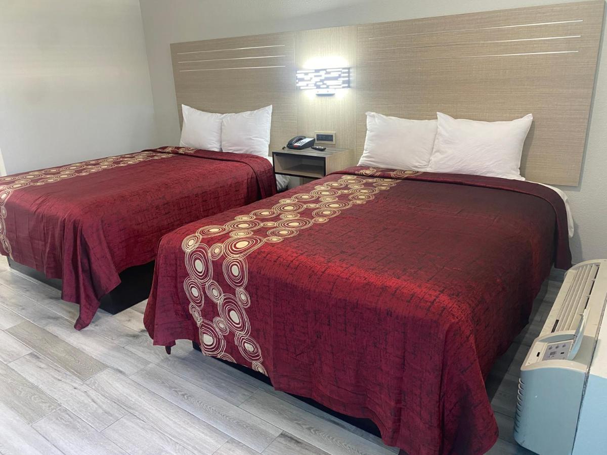 MAYFAIR INN ONTARIO AIRPORT — photo 23