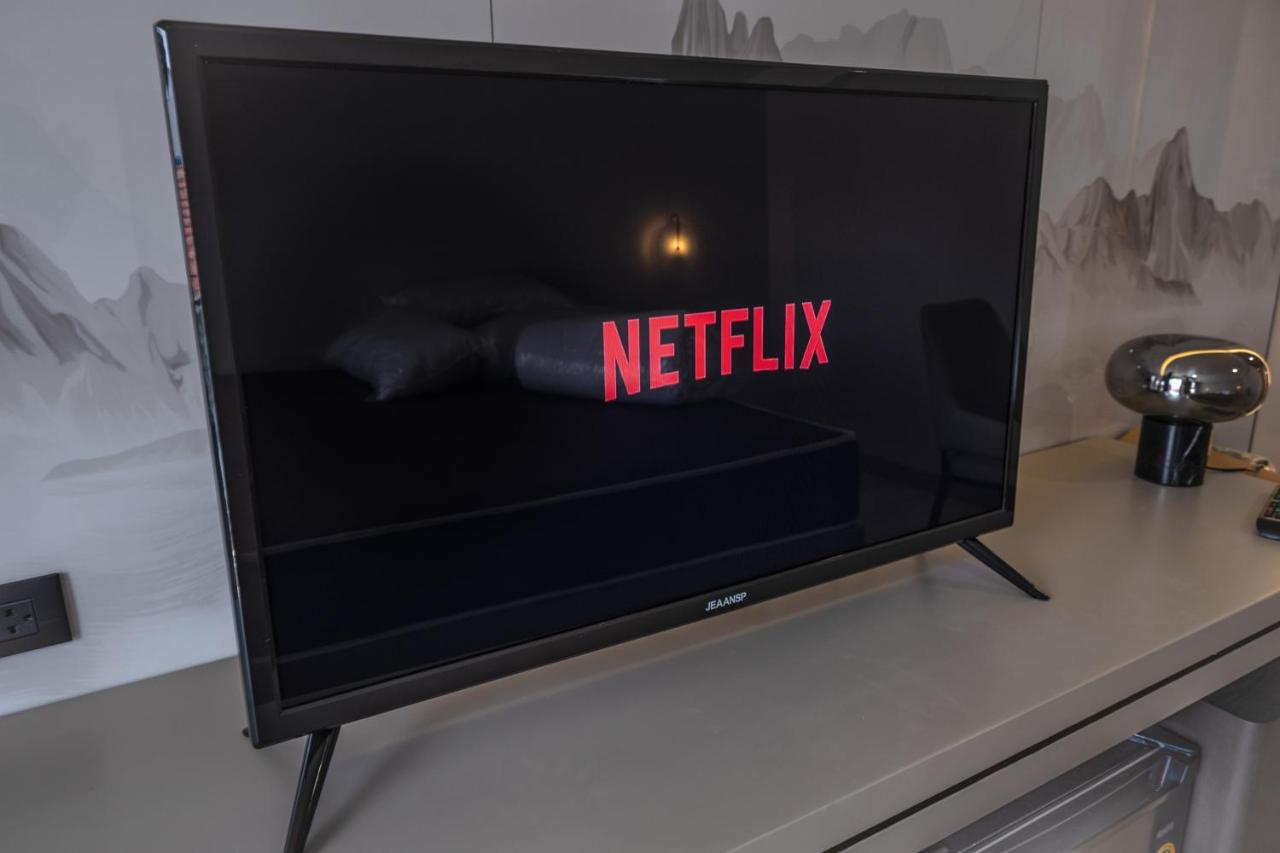 Near Don Mueang Hotel - 2