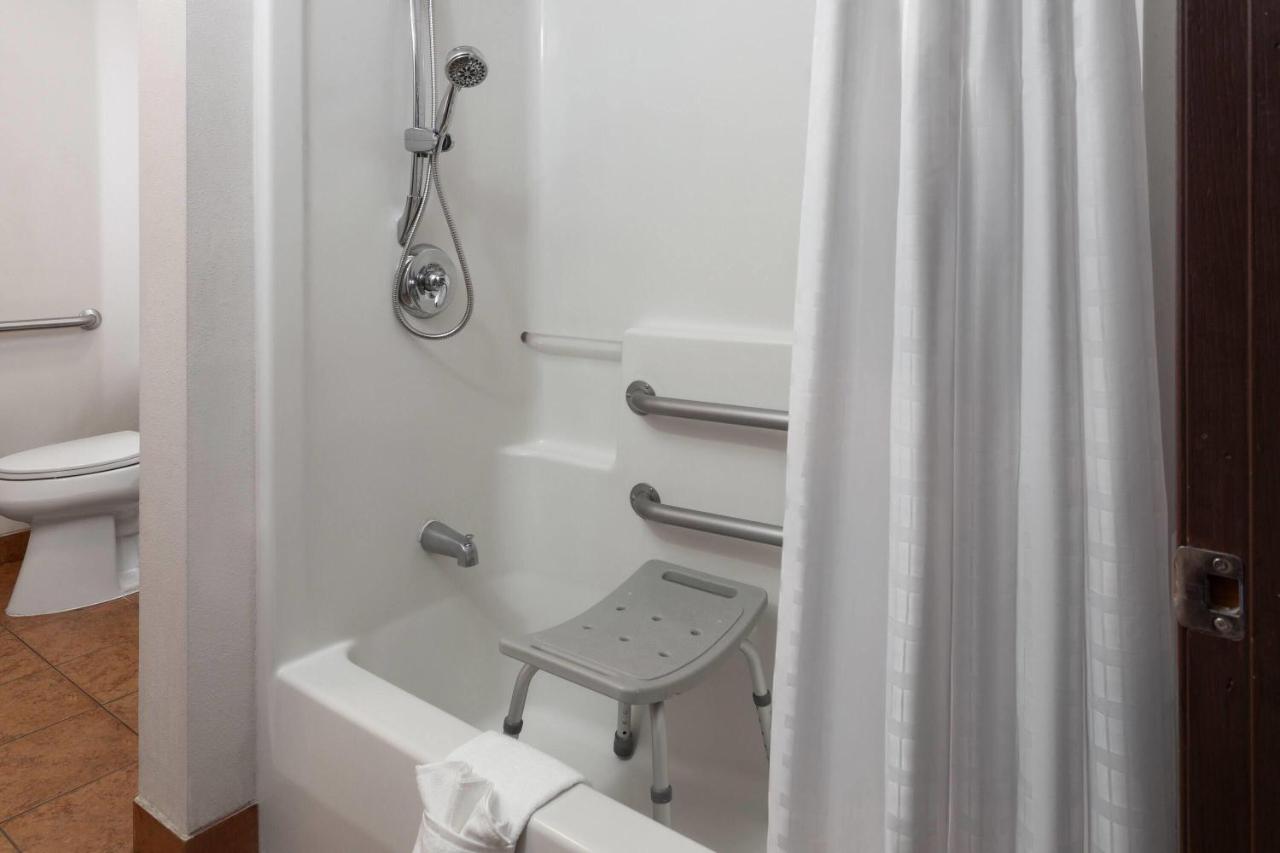 Heights Motel — photo 13