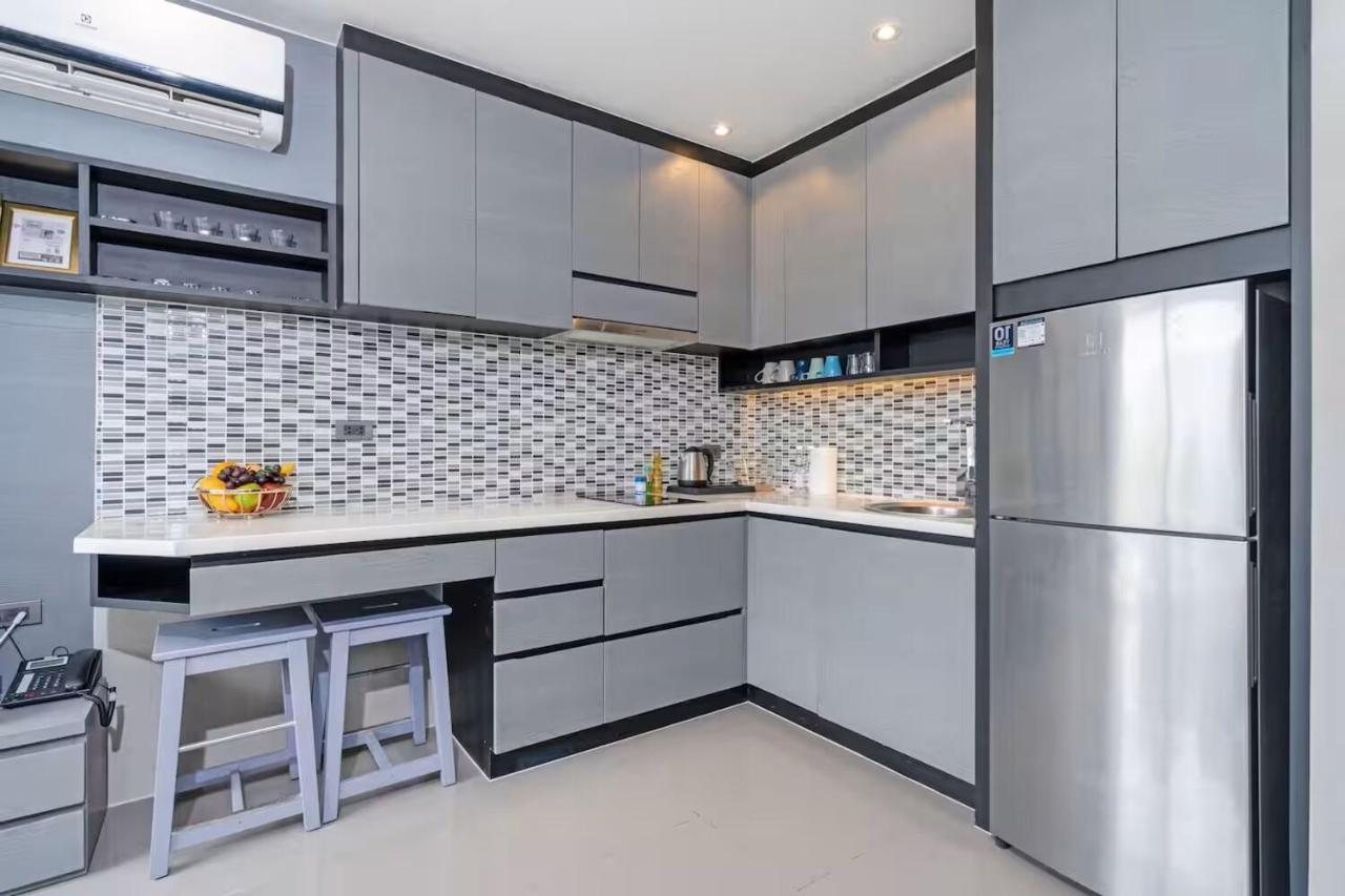 Tropics Kamala CTG P615 - Corner 1 BR Apt Mountain view - 2