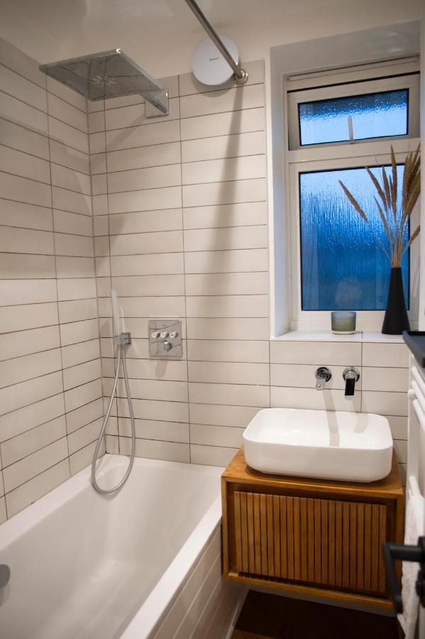 Central London Retreat - 3