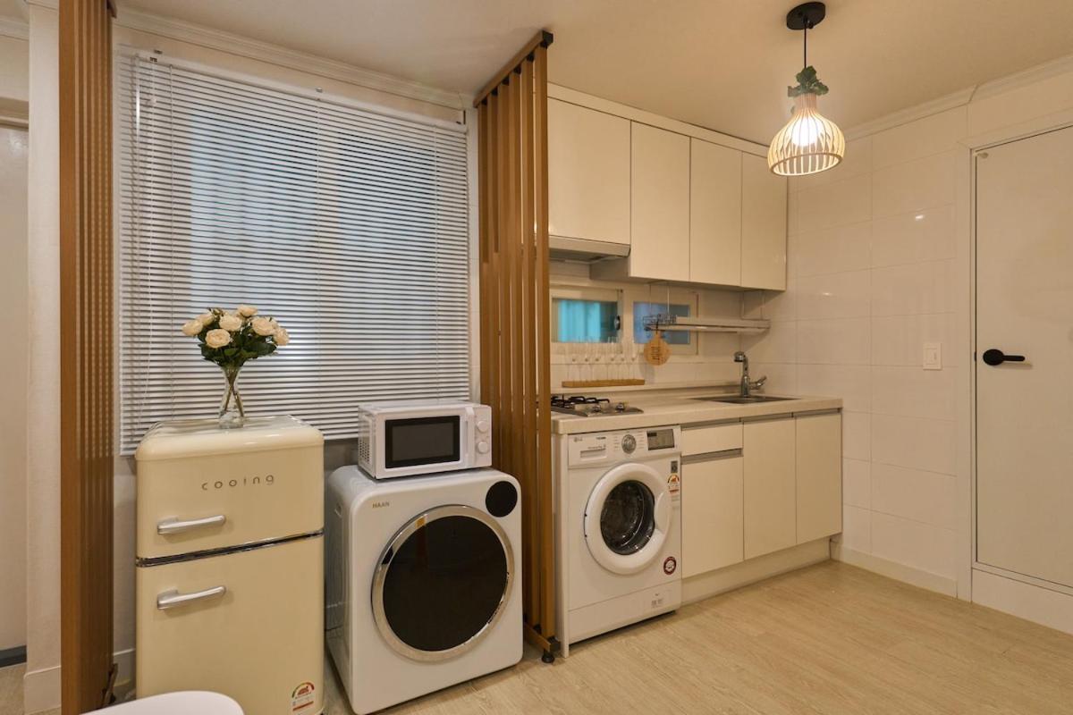 Casa Amarilla 6 minutes on foot from Hongik University Station - 2