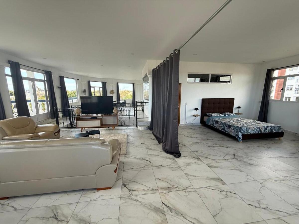 Blue V residence Grand Baie - 2