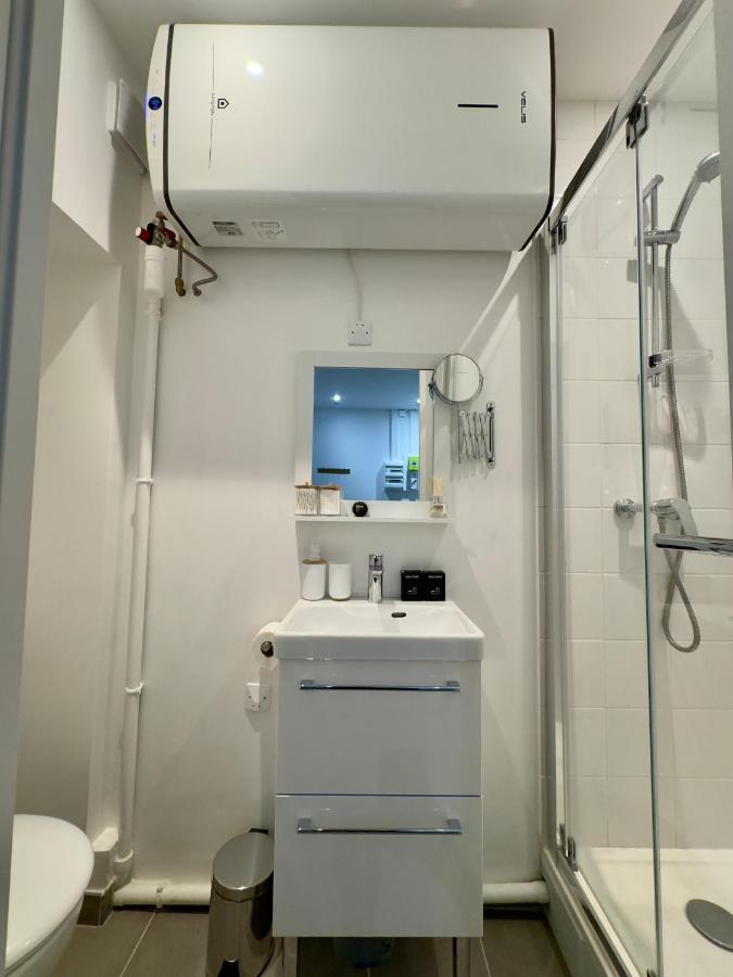 Pigalle Square - Modern apartment steps away from Moulin Rouge - 5