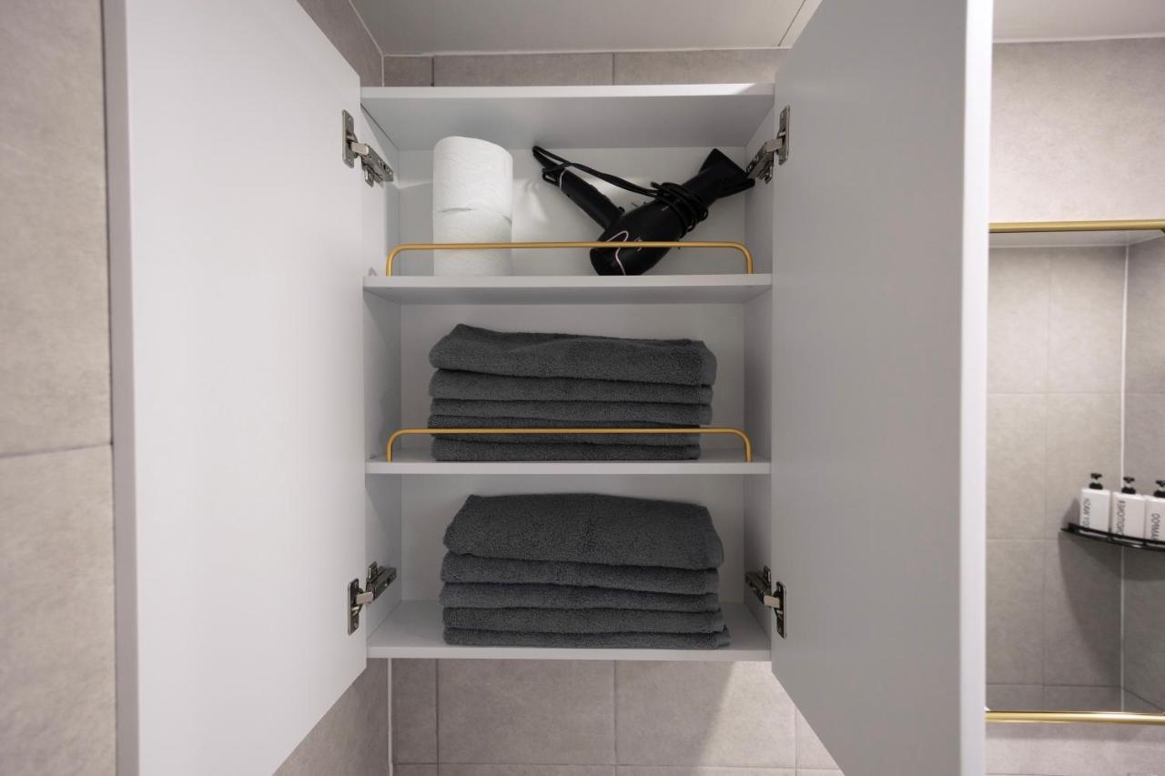 Gangnam Luxury Stay - 5 min to Yangjae Stn - Newly Renovated - 2