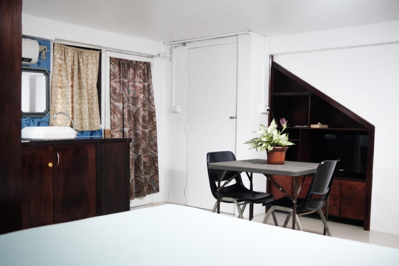 Seaview Apartments - 2