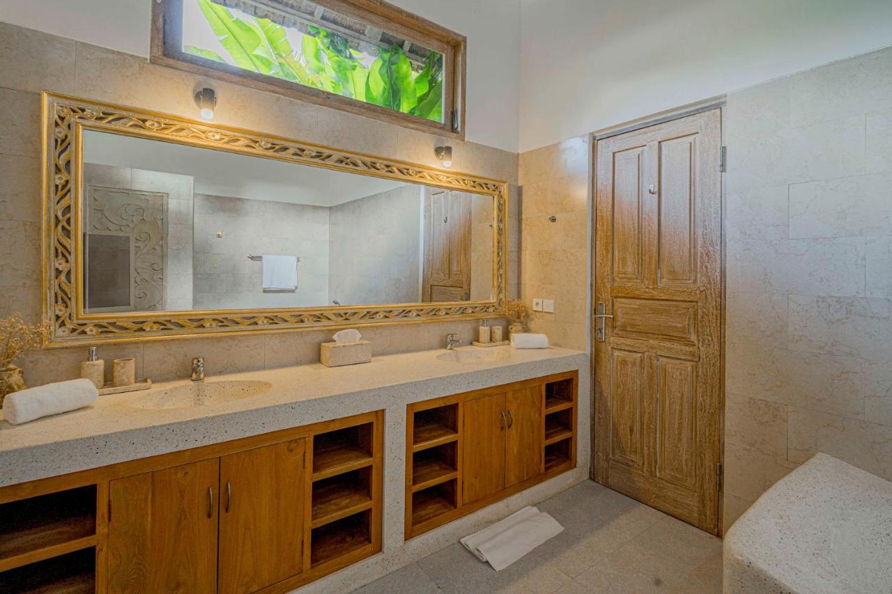 Charming Villa with Private Pool & Garden - 3