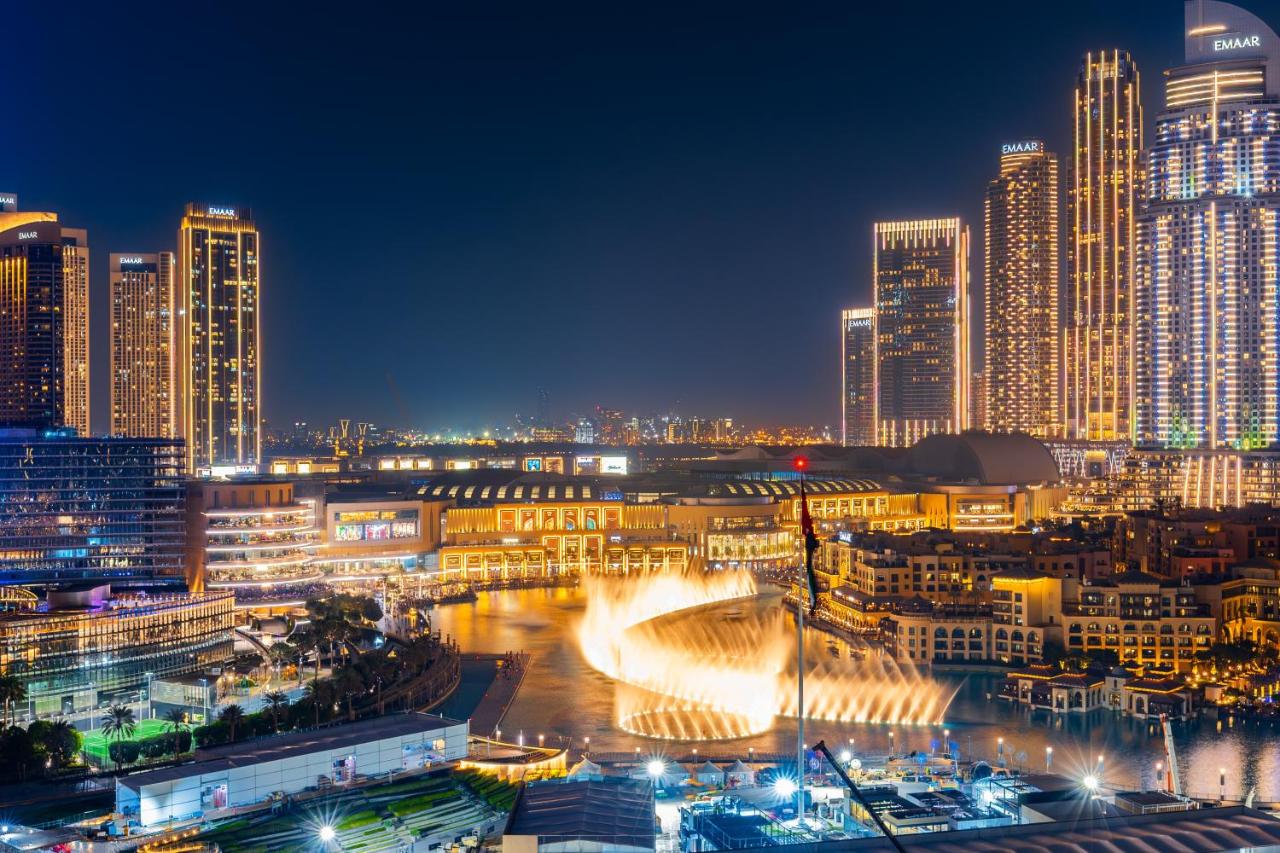 Luxury 1st Row Burj Khalifa and Fountain Views, Walk to Dubai Mall