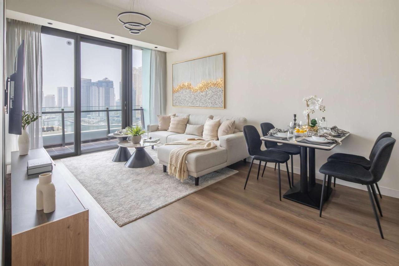 Frank Porter - Silverene Towers A - 5